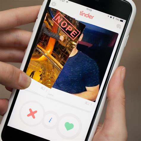 tinder swipen links|Tinder serves many purposes for virginia Tech Students